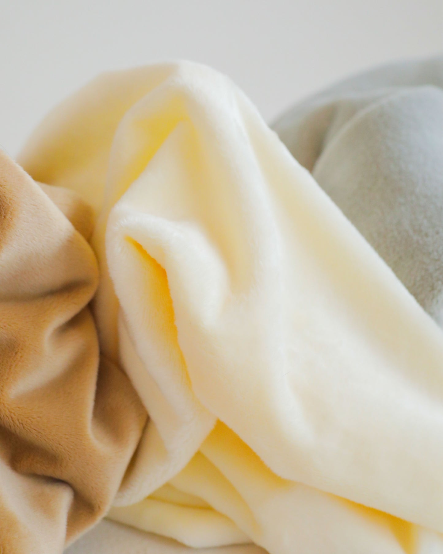 DELUXE BLANKET
